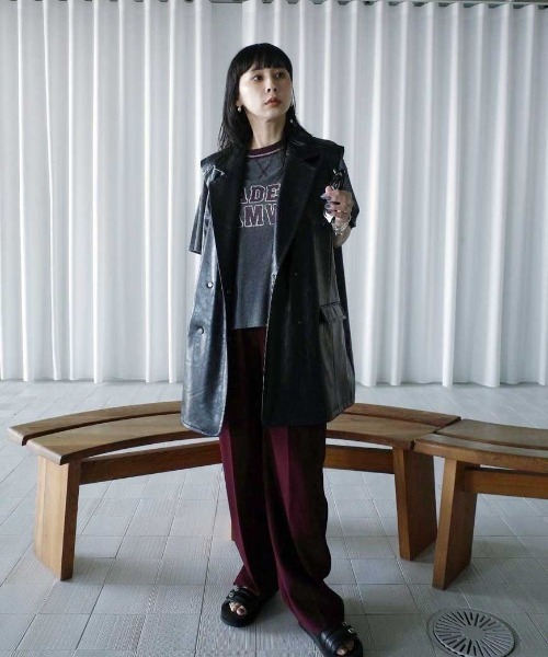 Ameri（アメリ）の「CRASH SYNTHETIC LEATHER N/S JACKET（ベスト