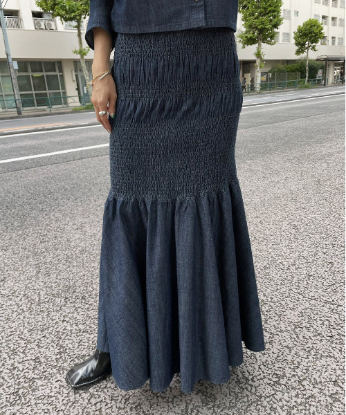 Ameri（アメリ）の「2WAY DENIM RANDOM SHIRRING DRESS（ワンピース