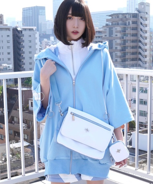 REFLEM（レフレム）の「『REFLEM/レフレム』ロゴチャーム付きボディ