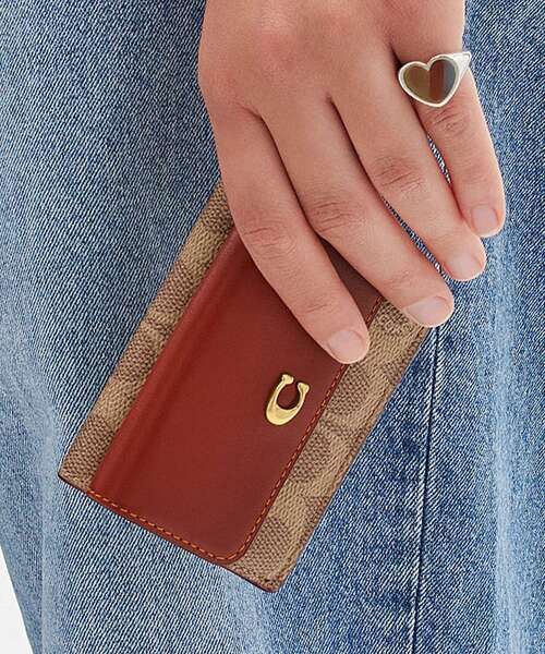 COACH（コーチ）の「ミニ トライフォールド ウォレット・シグネチャー