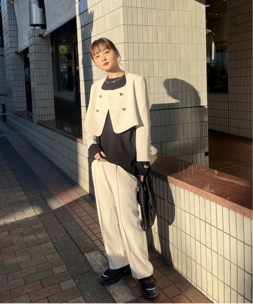Ameri（アメリ）の「OTONA MUSE CURVE HEART JACKET（ノーカラー