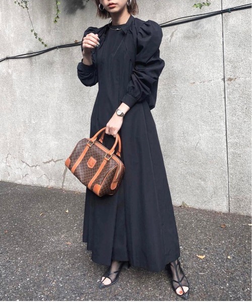 セール】PUFF SLEEVE SET UP DRESS（ワンピース）｜Ameri（アメリ）の