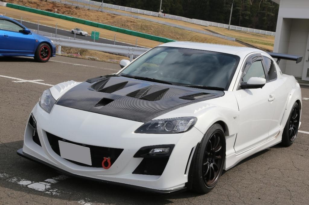 LEG MOTOR SPORT クラブスポーツ レーシーエアロボンネット (CFRP/RX8